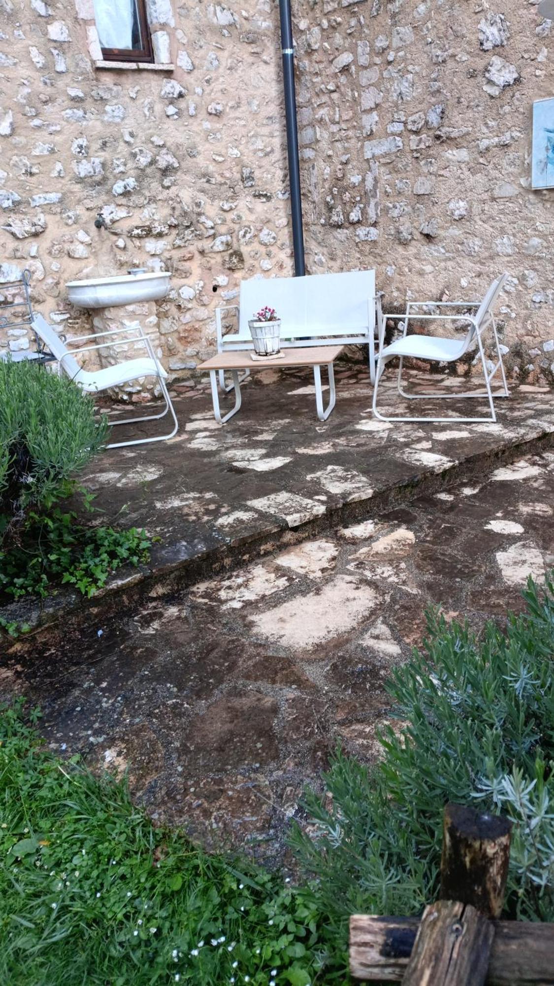 Agriturismo Campagna In Compagnia 발로 디 네라 외부 사진
