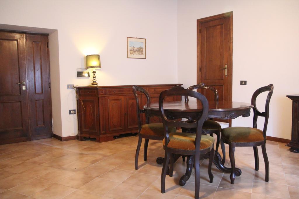 Agriturismo Campagna In Compagnia 발로 디 네라 외부 사진