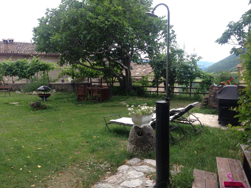 Agriturismo Campagna In Compagnia 발로 디 네라 외부 사진
