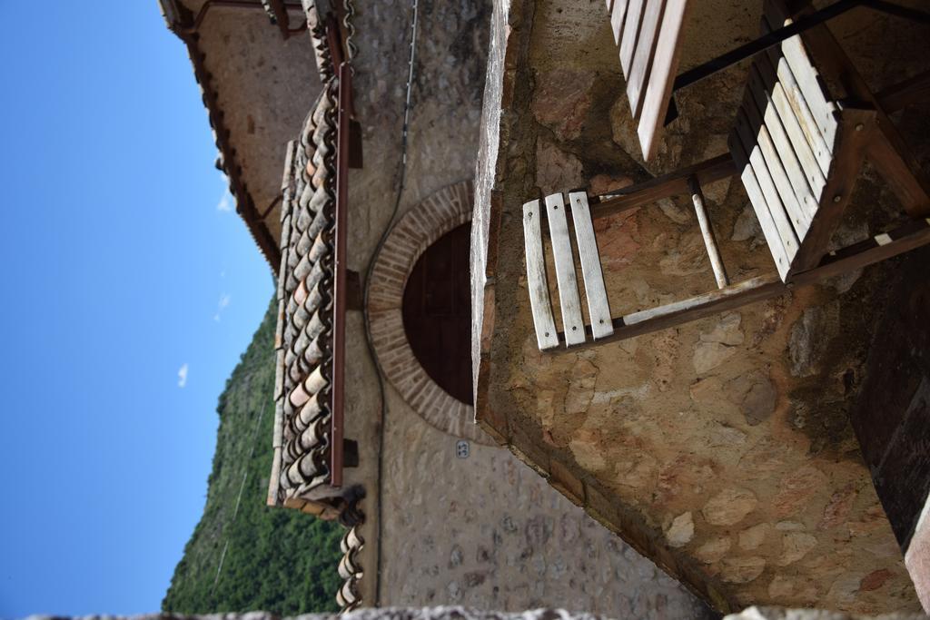 Agriturismo Campagna In Compagnia 발로 디 네라 외부 사진