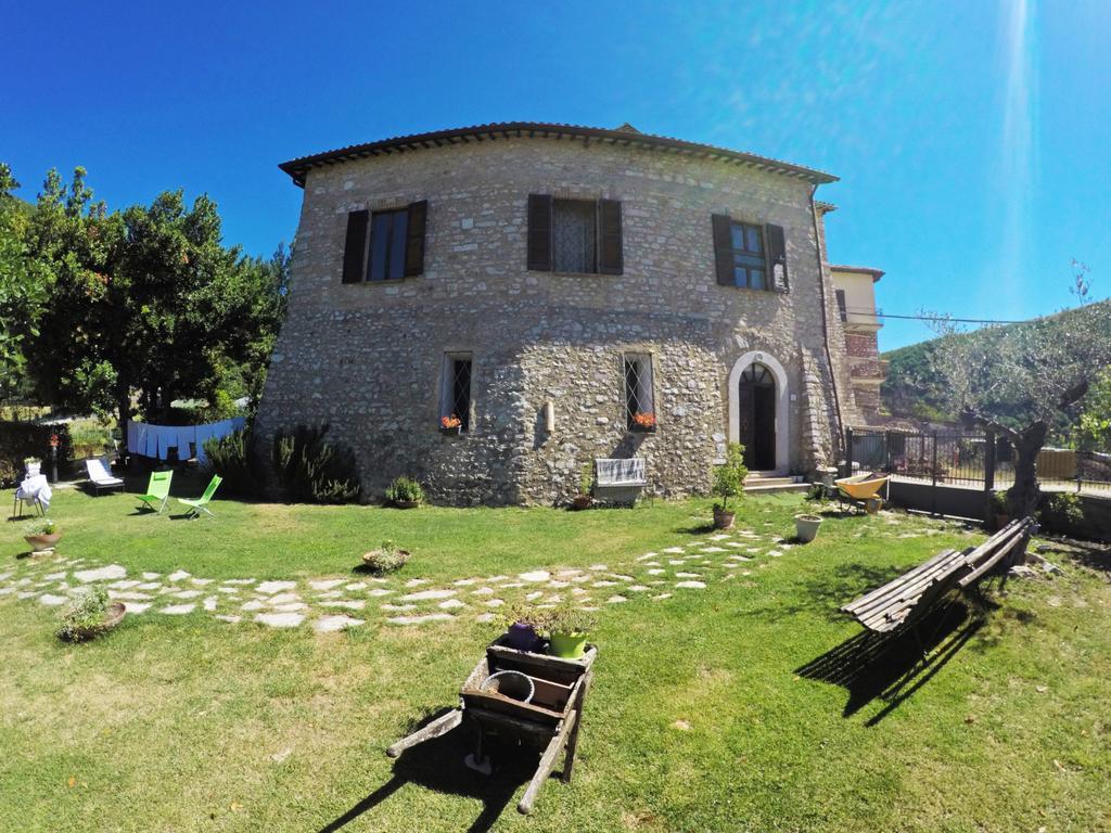 Agriturismo Campagna In Compagnia 발로 디 네라 외부 사진