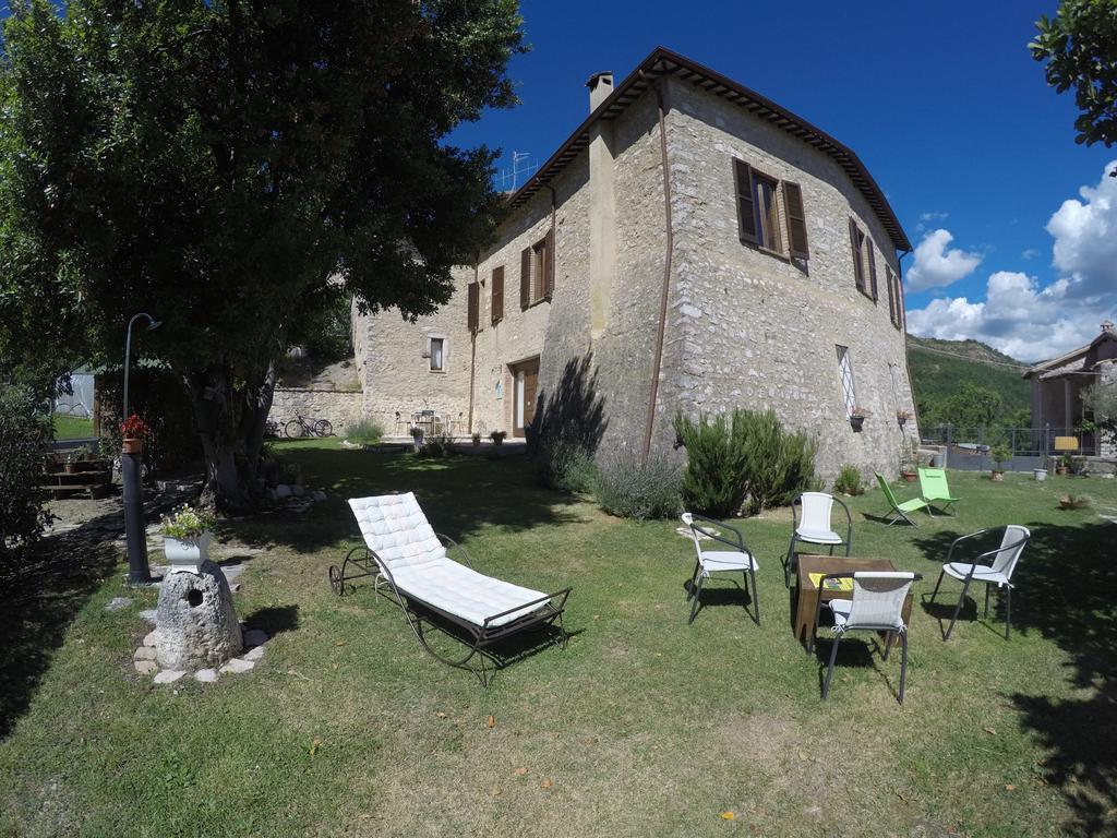 Agriturismo Campagna In Compagnia 발로 디 네라 외부 사진