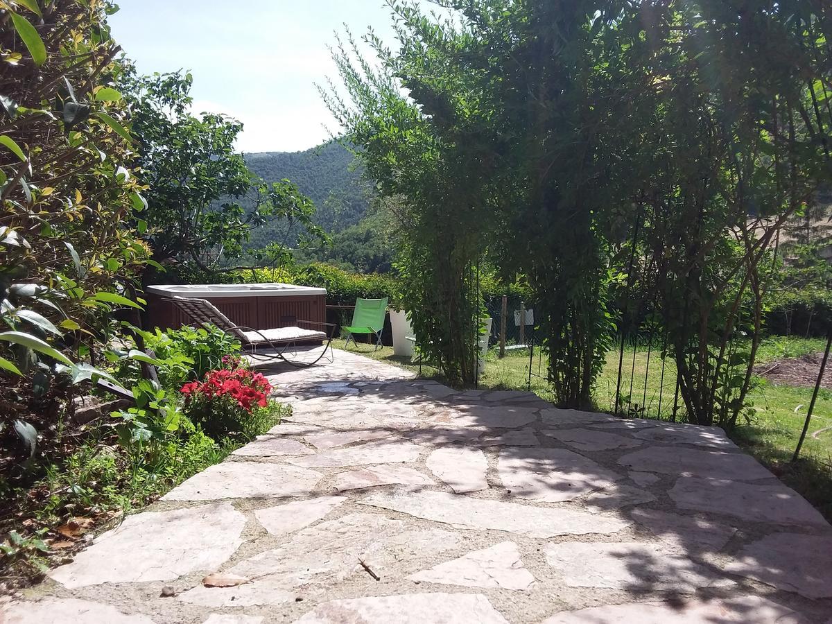 Agriturismo Campagna In Compagnia 발로 디 네라 외부 사진