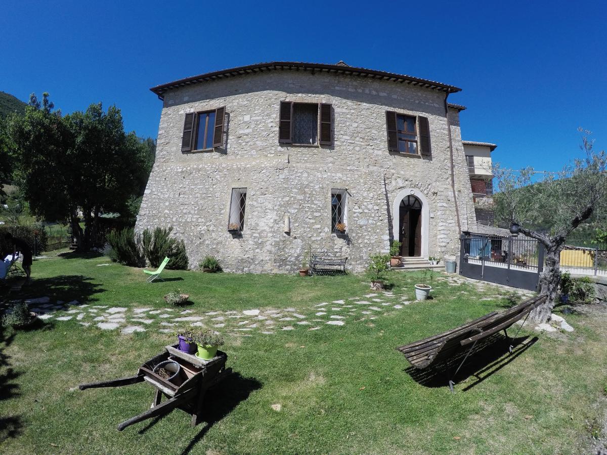 Agriturismo Campagna In Compagnia 발로 디 네라 외부 사진
